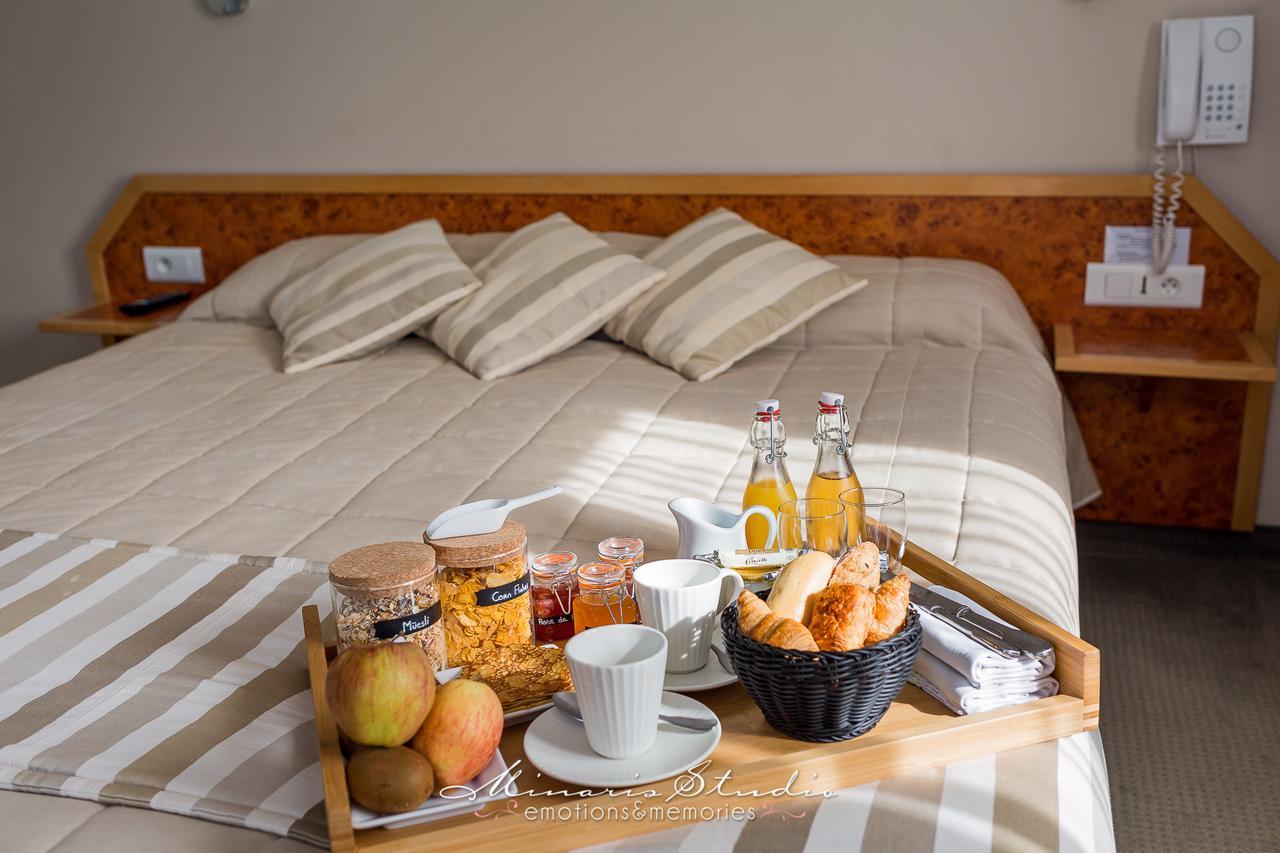 Beau Rivage Hotel Nogent-sur-Seine Eksteriør billede